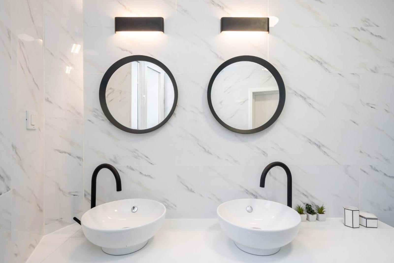 Chic In Piata Universitatii Apartment *