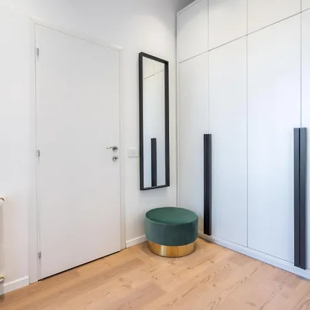 Chic Apartament In Piata Universitatii Bucharest Exterior photo
