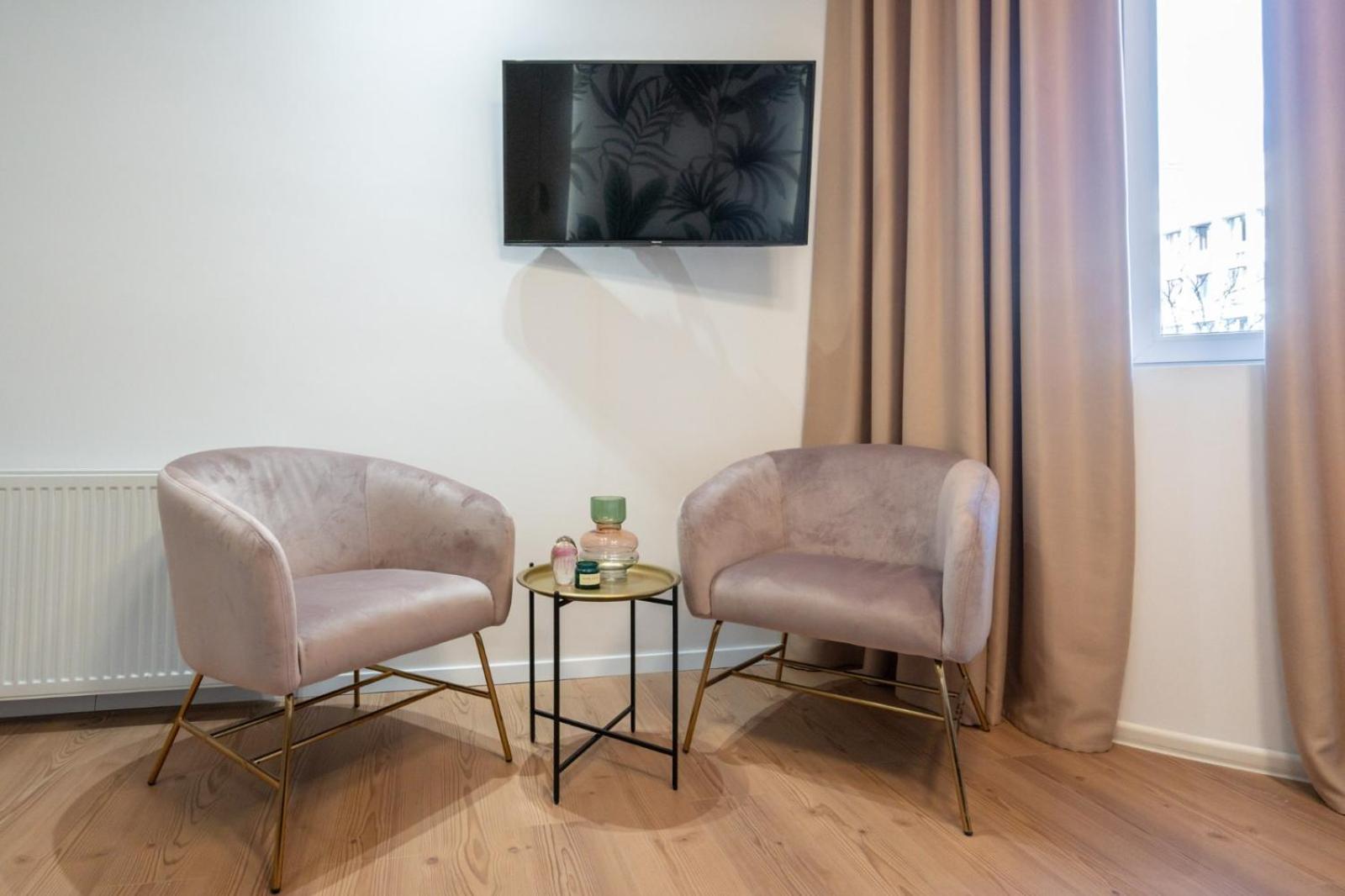 Apartment Chic In Piata Universitatii